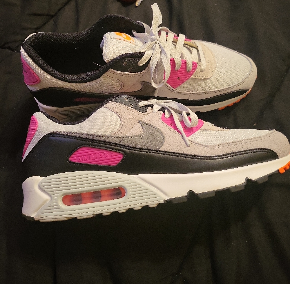 Nike Air Max Sneakers - Gray, Pink, and Black